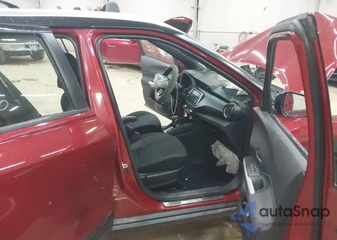 2020 Nissan Kicks Sv Xtronic Cvt z USA, uszkodzony, nr VIN 3N1CP5CV9LL566052